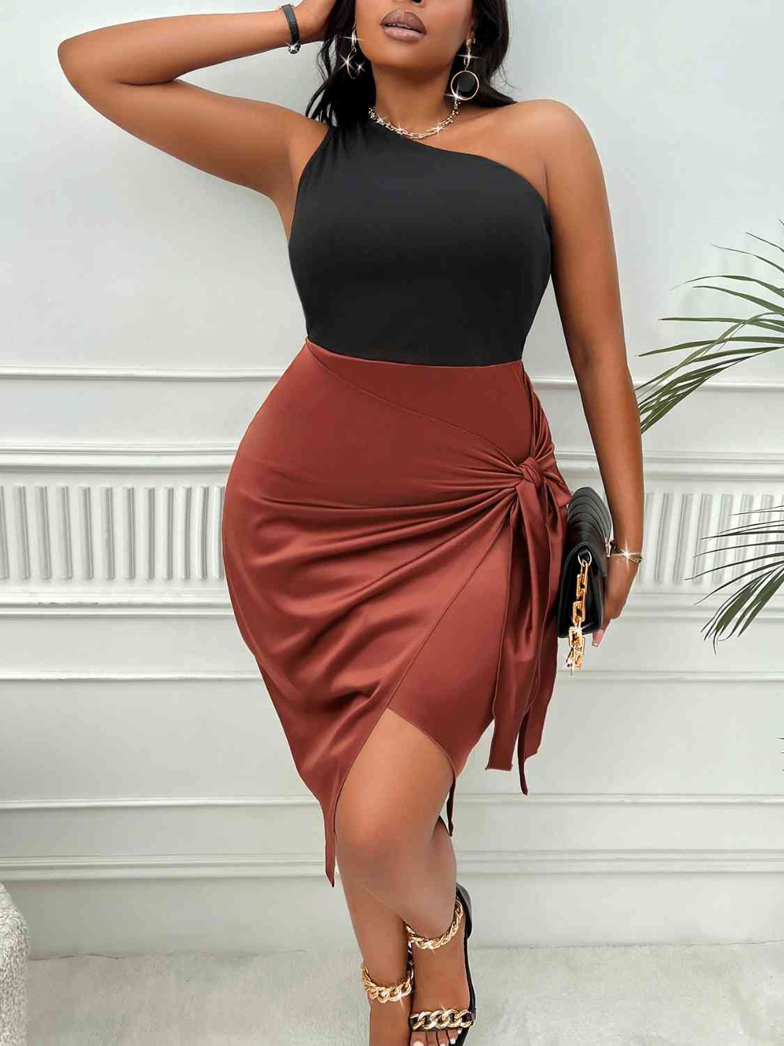 Margo Plus Size One-Shoulder Sleeveless Tied Dress